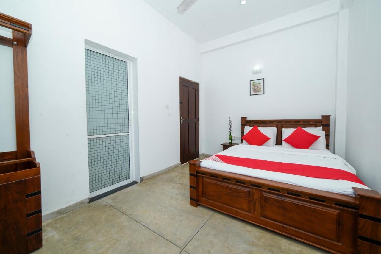 Oyo 555 Villa Dasuni Kandy Exterior foto